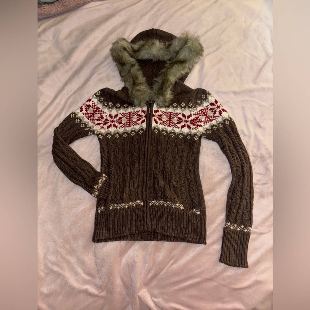 y2k aéropostale snowflake fur zip up/sweater size small